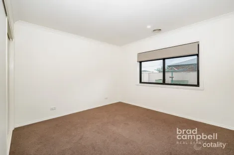 Property photo of 1 Joanna Nook Kialla VIC 3631