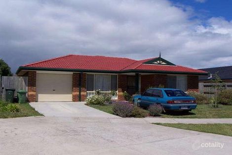 Property photo of 10 Daly Close Sunbury VIC 3429