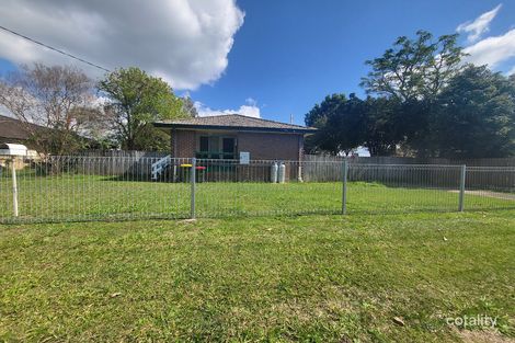 6 Meadow St, Caboolture, QLD 4510