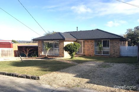 Property photo of 3 Wyuna Walk Mooroolbark VIC 3138