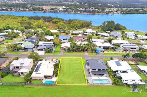 25 Godfreys Ave, Bli Bli, QLD 4560