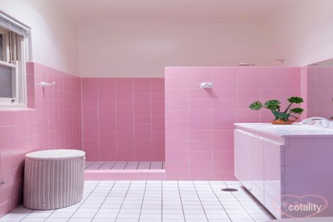 Property photo of 36 Ferdinand Street Campbell ACT 2612