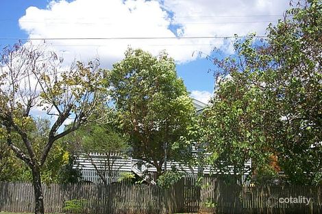 9 Fox St, Booval, QLD 4304