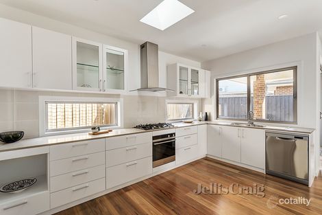 Property photo of 2/4 Anthony Crescent Box Hill North VIC 3129