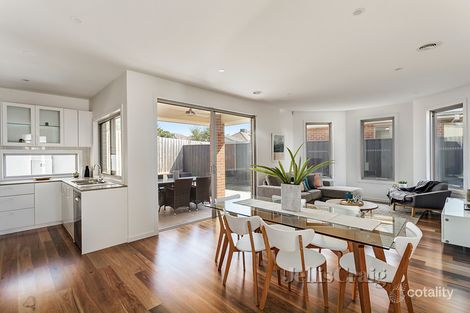 Property photo of 2/4 Anthony Crescent Box Hill North VIC 3129