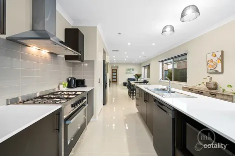 Property photo of 12 Dalwhinnie Close Mernda VIC 3754