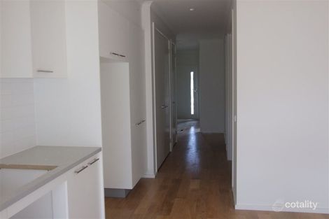 Property photo of 10 Acorn Lane Pakenham VIC 3810