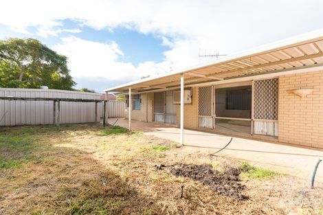 Property photo of 15 Monash Circle Marangaroo WA 6064