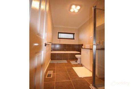 Property photo of 2 Centre Street Sunshine VIC 3020