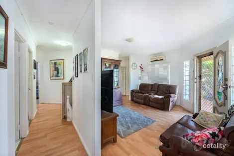 Property photo of 21 Pinnacle Court Avoca QLD 4670