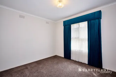 Property photo of 1/69 Dryden Concourse Mooroolbark VIC 3138