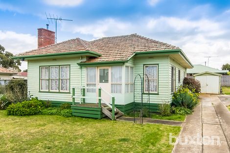 Property photo of 17 Helmer Crescent Thomson VIC 3219