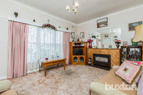 Property photo of 17 Helmer Crescent Thomson VIC 3219
