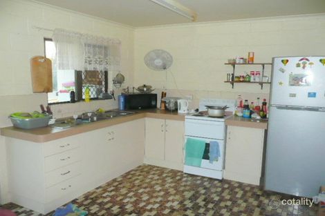 Property photo of 3/322 Warnock Street Koongal QLD 4701