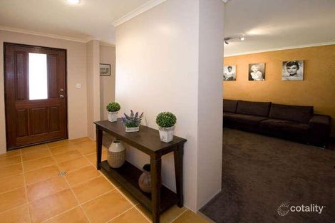 Property photo of 8 Limerick Loop Wattle Grove WA 6107