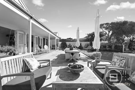 Property photo of 5 Exeter Close Sorrento VIC 3943