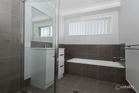 Property photo of 8 Orchard Lane Glenvale QLD 4350