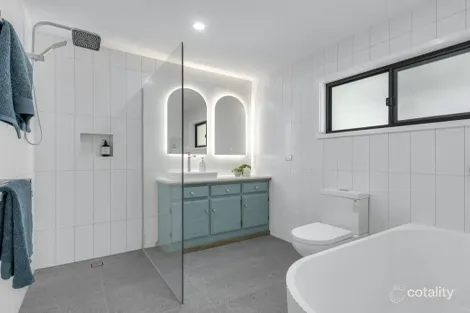 Property photo of 2 Ottawa Street Westlake QLD 4074