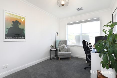 Property photo of 3 Erin Court Coolaroo VIC 3048