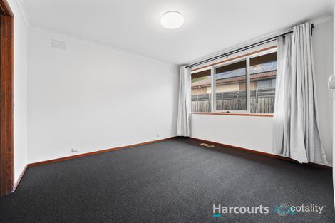 Property photo of 18 Haverstock Hill Close Endeavour Hills VIC 3802