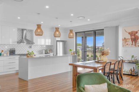 Property photo of 8 Croke Close Kelso NSW 2795