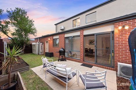 Property photo of 50 Broderick Road Carrum Downs VIC 3201