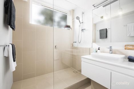 Property photo of 16/327 Orrong Road St Kilda East VIC 3183