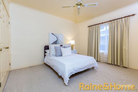 Property photo of 24 Norfolk Crescent Dubbo NSW 2830
