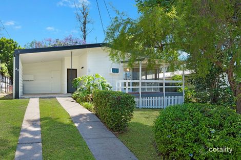 22 Lowanna St, Kenmore, QLD 4069