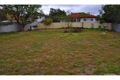 12 Trusting Lane, White Gum Valley, WA 6162