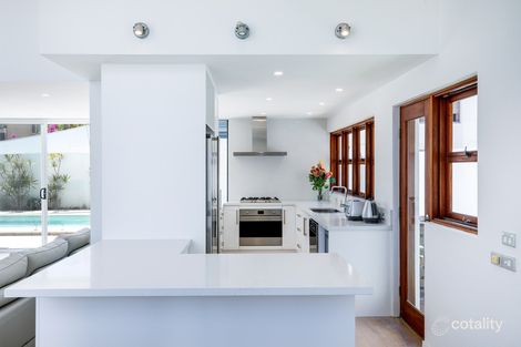 Property photo of 39 Peak Avenue Main Beach QLD 4217