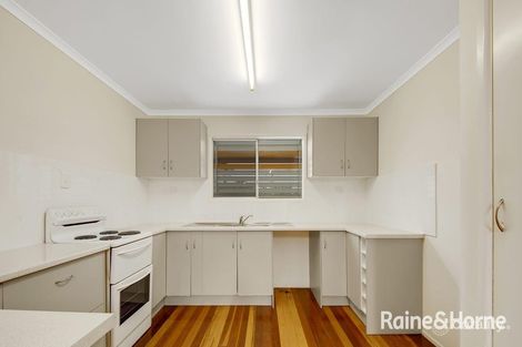 Property photo of 45 Sandpiper Avenue New Auckland QLD 4680
