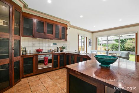 Property photo of 15 Roland Avenue Strathmore VIC 3041