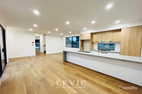 Property photo of 1/24 Wridgway Avenue Burwood VIC 3125