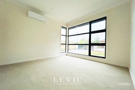 Property photo of 1/24 Wridgway Avenue Burwood VIC 3125