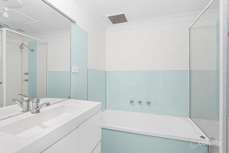 Property photo of 21 William Beach Road Kanahooka NSW 2530