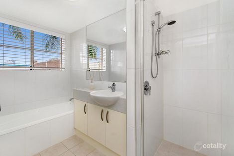 Property photo of 23/38 Woodroffe Avenue Main Beach QLD 4217