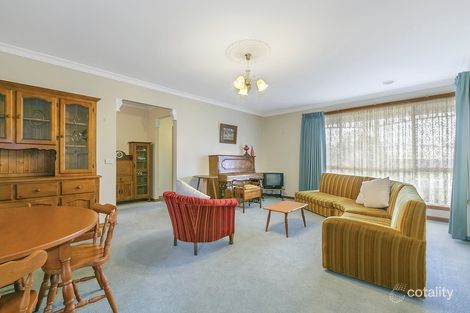 Property photo of 10 Robertson Drive Alfredton VIC 3350