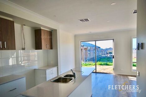 Property photo of 5 Lucid Crescent Clyde VIC 3978