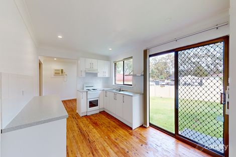Property photo of 16 Osborn Close Thornton NSW 2322