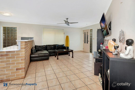 Property photo of 3/249 Nelson Street Kearneys Spring QLD 4350
