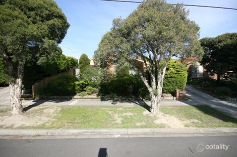 11 Campaspe Dr, Croydon Hills, VIC 3136