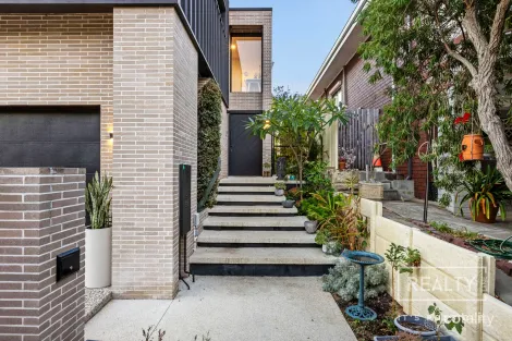 Property photo of 130 Karrinyup Road Karrinyup WA 6018
