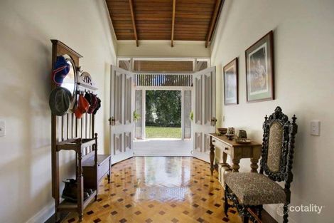 Property photo of 104 Savages Road Brookfield QLD 4069