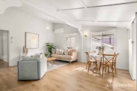 24 Paris St, West End, QLD 4101