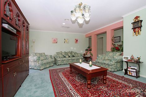 Property photo of 13 Hailey Court Taylors Lakes VIC 3038