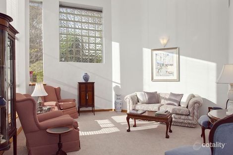 Property photo of 2 Willowbridge Grove Burnside SA 5066