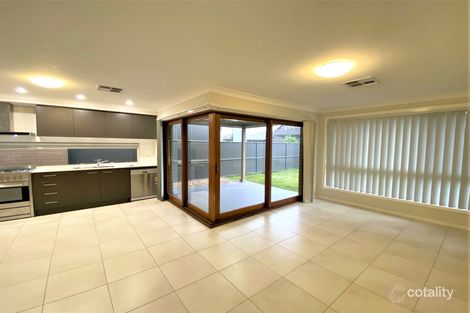Property photo of 14 Mortlock Avenue Ropes Crossing NSW 2760