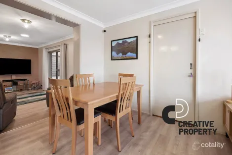 Property photo of 6 Gunsynd Close Maryland NSW 2287