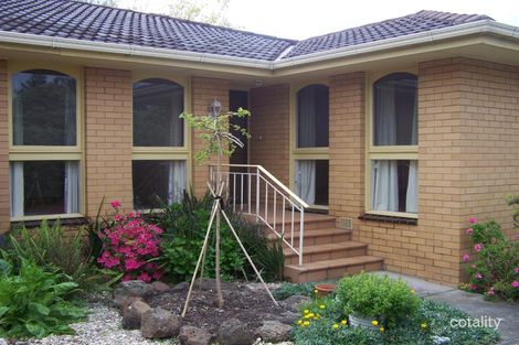 Property photo of 2/1 Ashby Grove Ivanhoe VIC 3079